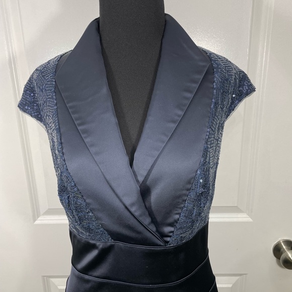 Tadashi Collection Navy Blue Midi Sequins Holiday Cocktail Dress SIZE 8 - Picture 2 of 10